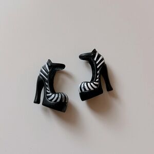 Monster High Doll Frankie Stein (G1) Shoes